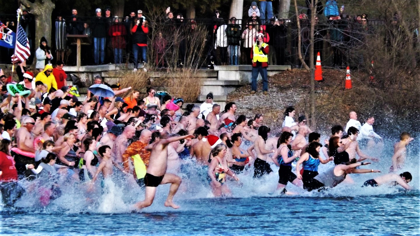 Photos Lake New Year’s Day Polar Plunge 2023 The Lake